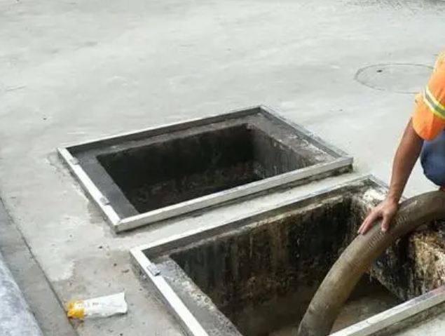 神湾化粪池清理